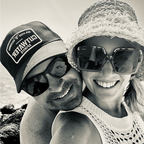 Meet your Posher, Kristen - Picture 2 of 9